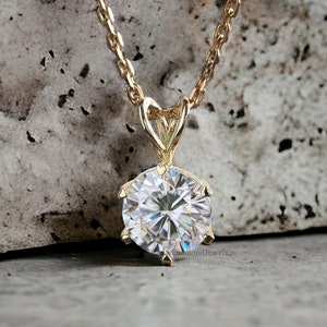 Antique Moissanite Pendant 3.50 CT Round Brilliant Cut Yellow Gold handmade jewelry Six Heart Shape prong basket setting Pendant FD151