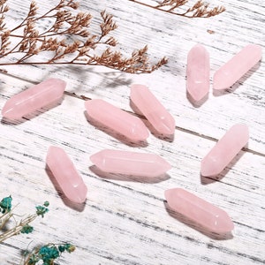 Wholesale 10PCS Natural Rose Quartz Crystal Charms DIY Love Stone Crystal Point Charms For Jewelry Making