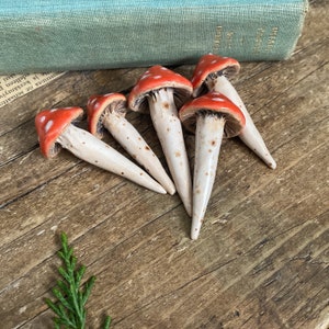 MADE TO ORDER One Ceramic Mushroom Plant Stake, Pottery Plant Markers