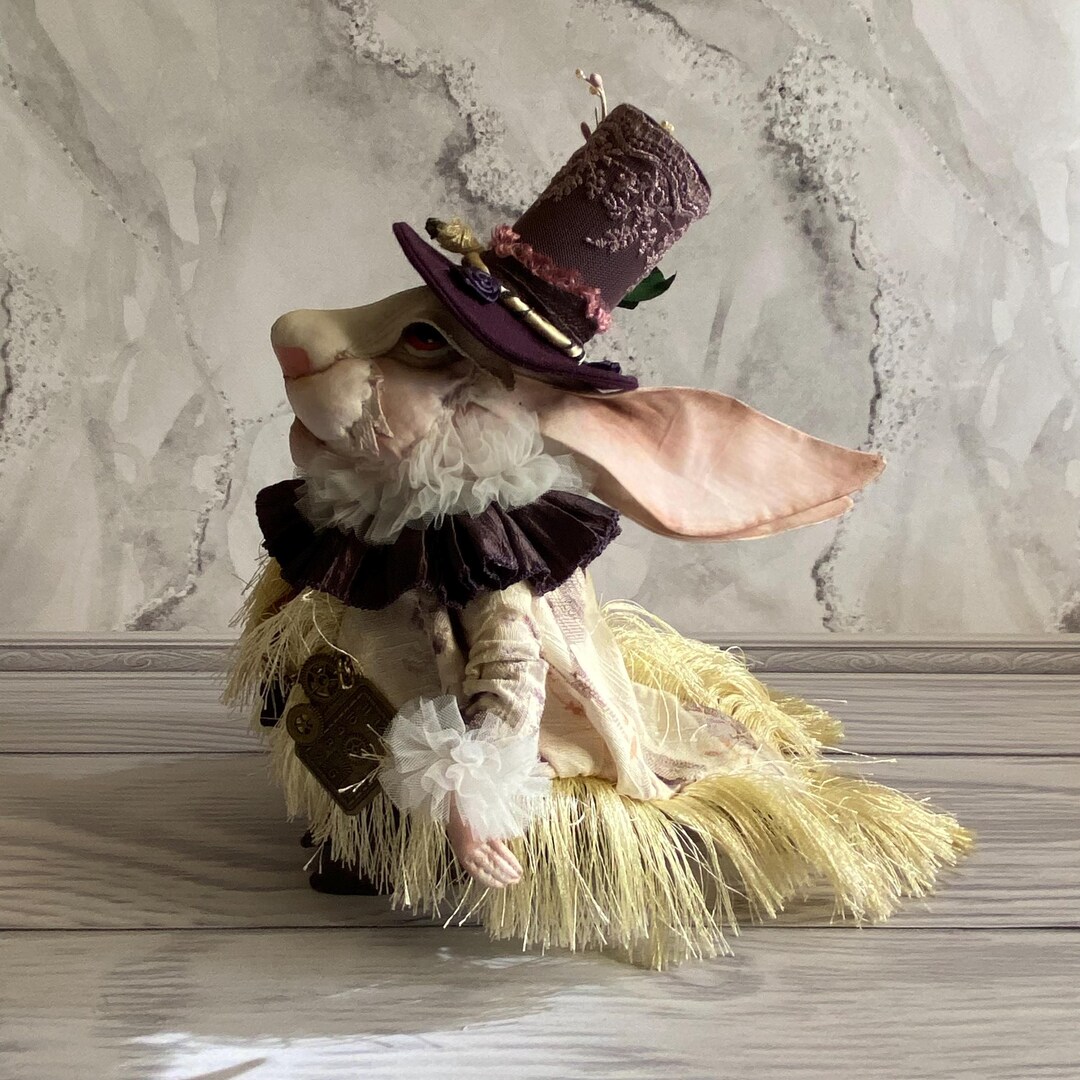 Mad White Rabbit From Alice in Wonderland - No, You're Not a Khow ...