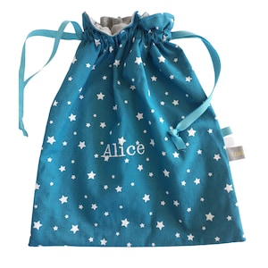 Sac à Doudou Etoiles Bleues Pétrole pour la Crèche, Petit Pochon Personnalisé pour la Maternelle, Sac Stéréognostique Montessori