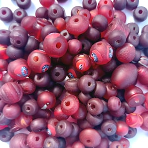 100 vintage glass vintage beads. 4mm - 13mm.