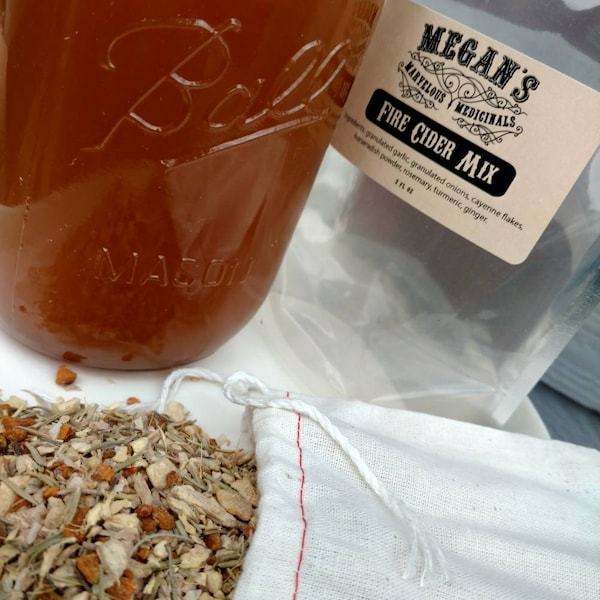 Kit de hierbas Fire Cider: prepara tu propia infusión de vinagre de sidra de manzana picante. Mezcla orgánica de ajo, jengibre y cúrcuma para un tónico digestivo casero.