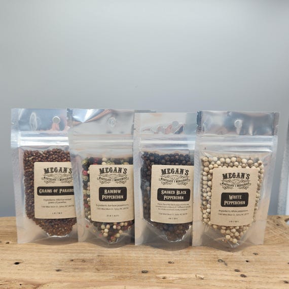 Organic Peppercorn Set – Smoked Black, White, Rainbow & Grains of Paradise – Gourmet Spice Gift