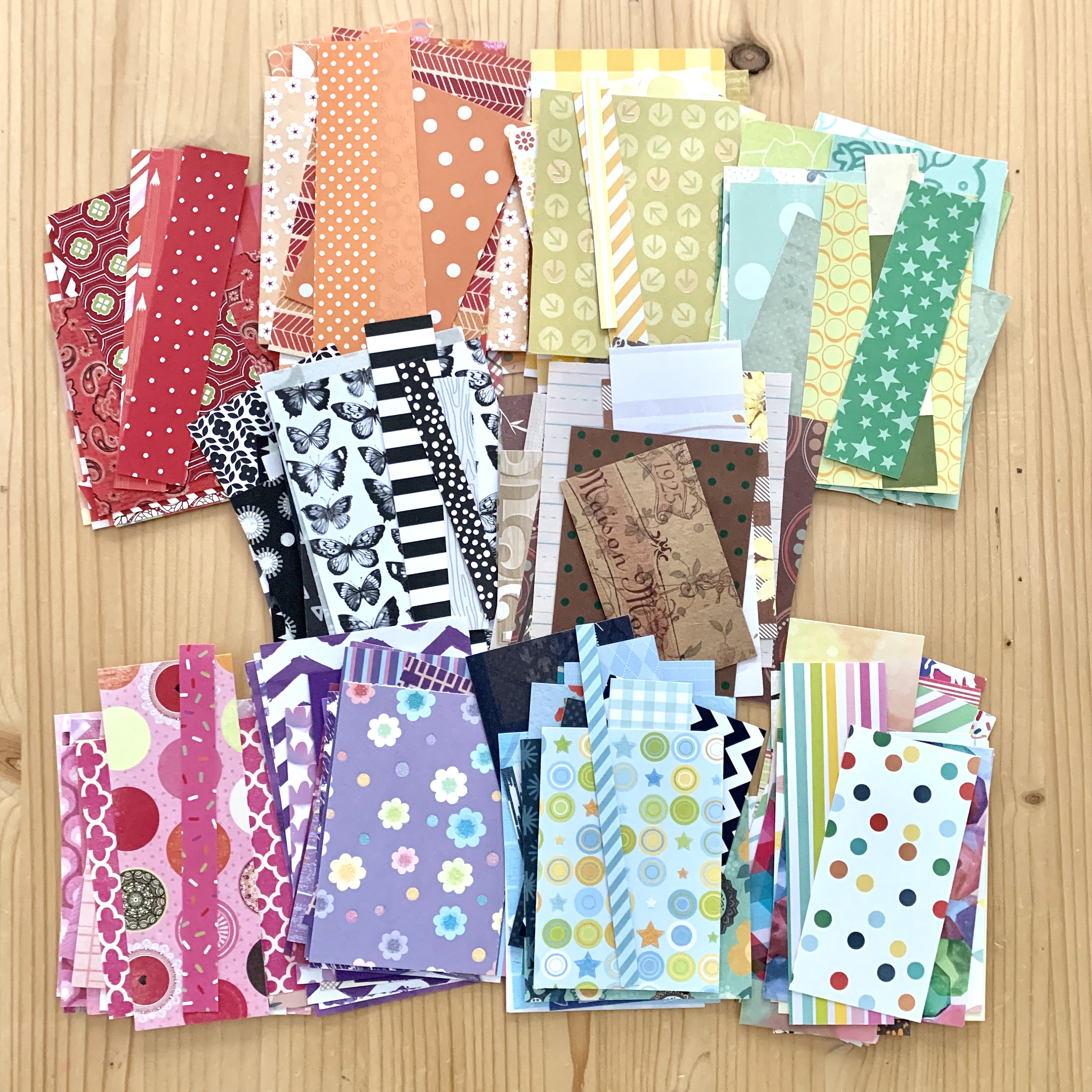 Random Fabric Scrap Pack, 3 Oz of Random Size Fabric Scraps, Small Scrap  Pieces, Perfect for Crafts and Collage and Junk Journals 