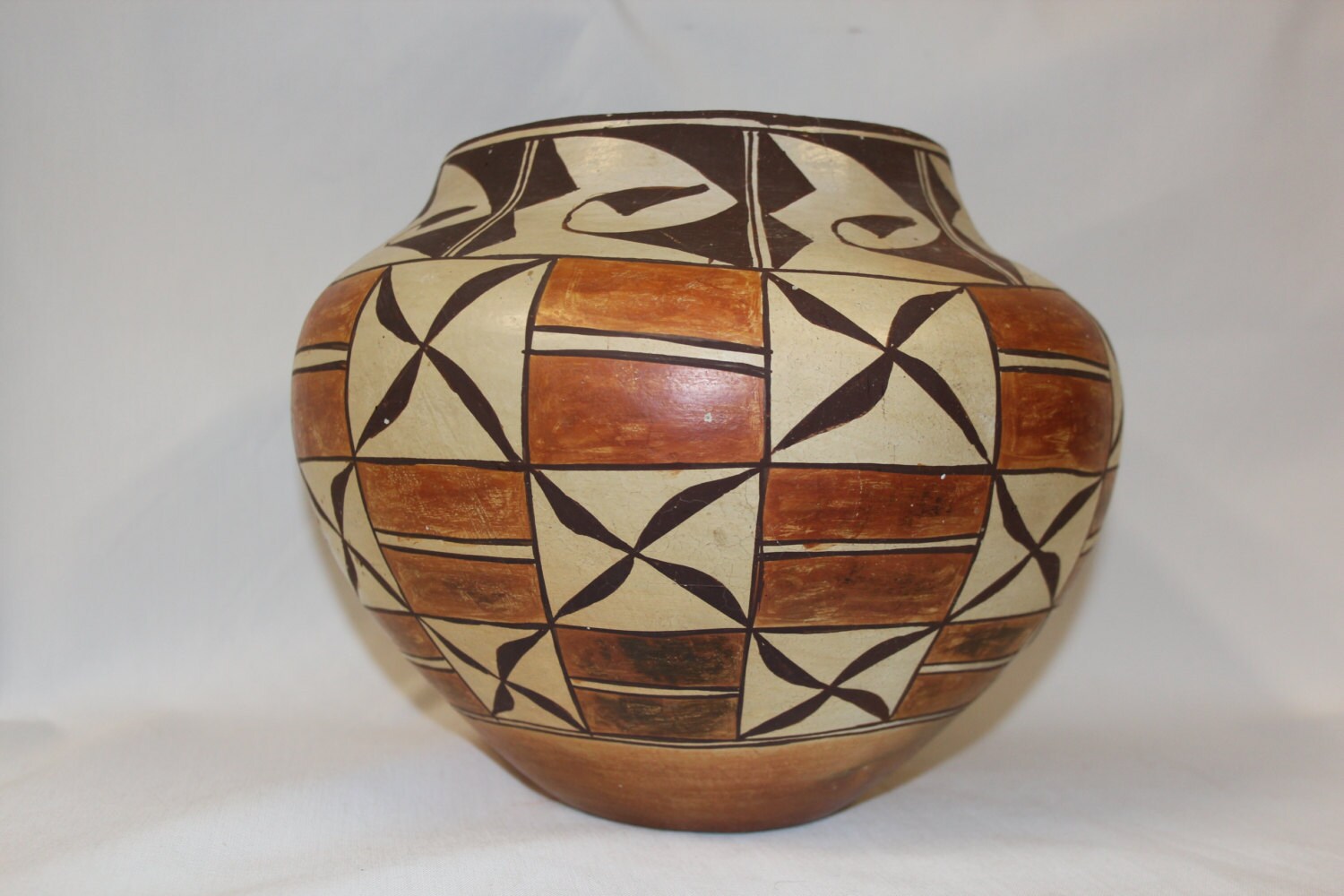 native american laguna pottery jar 151 etsy native american pottery