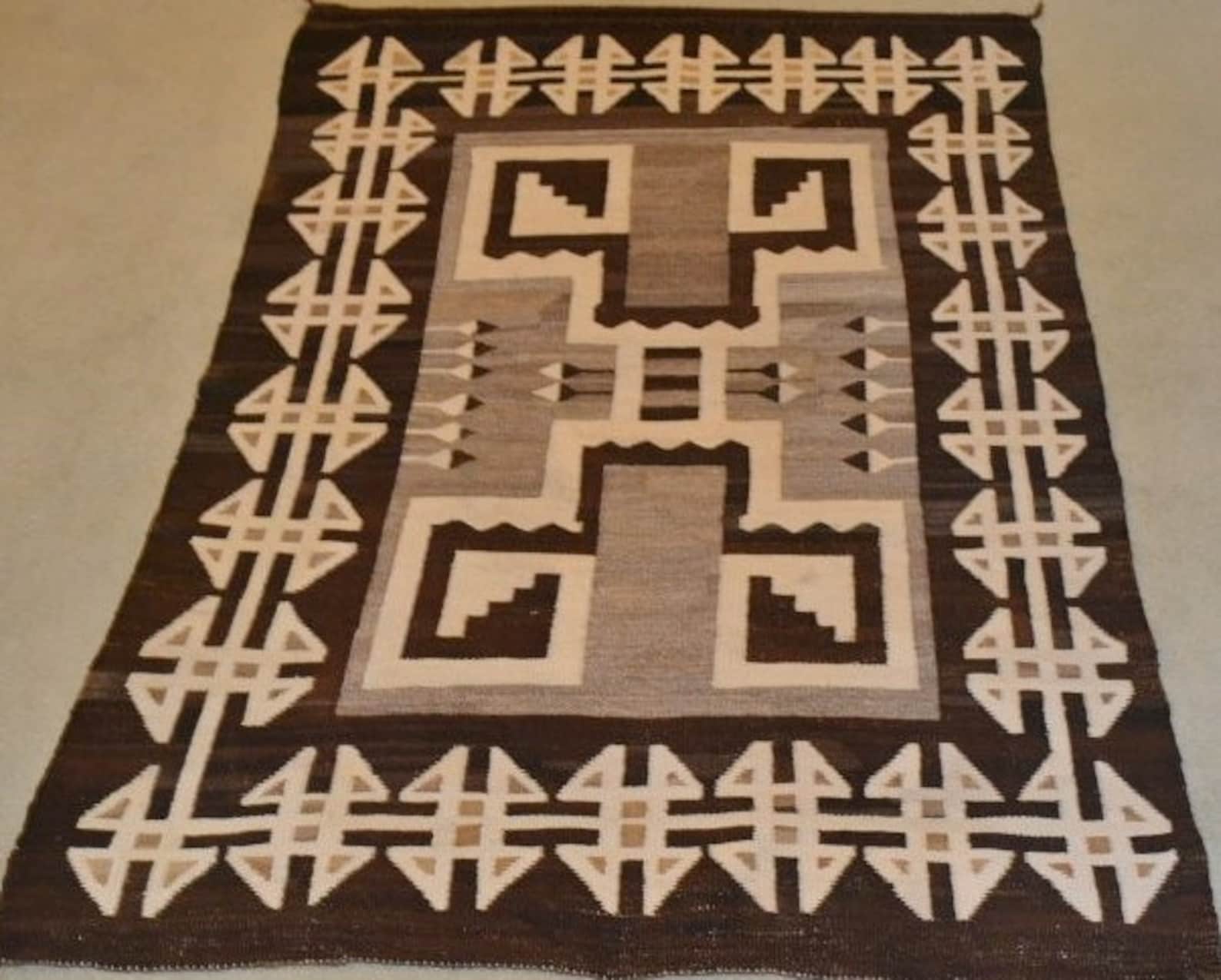 Vintage Native Rug : Native American Vintage Navajo Two Gray Hills Rug ...