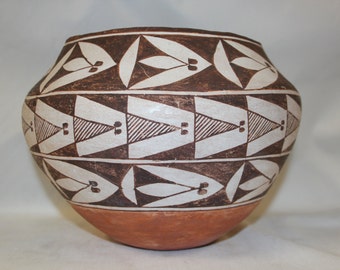 Vintage Pottery : Very Nice Vintage Acoma Polychrome Pottery Olla #274