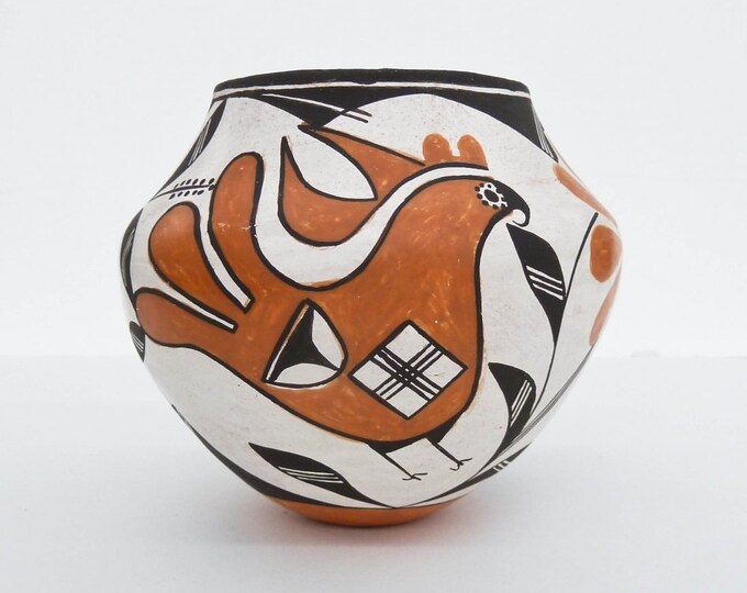 Native Pottery Jar Excellent Native American Polychrome Pottery