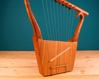 The lyre of King David – Har Meggido – Top Quality HandCrafted Musical Instrument