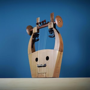 Handcrafted Cedar Wood 9-string Cithara: Ancient Greek Musical Instrument