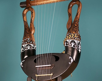 Lyre of Sarcophagus (9 strings) the Ornamented – Collector Edition