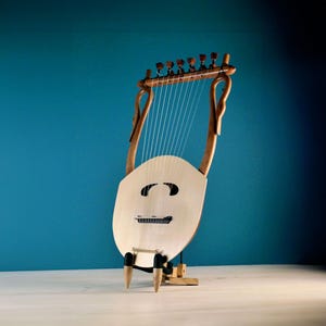 The Lyre of Thamyris – Ancient Greek Lyre (Chelys – 11 strings) – Top Quality HandCrafted Musical Instrument