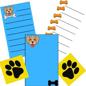 Puede incluir: Dos blocs de notas azules con una ilustración de perro y un hueso en la parte inferior. Un bloc de notas tiene una pegatina de huella de pata. El otro bloc de notas tiene una pegatina de hueso de perro. También hay pegatinas de huella de pata amarillas y una pila de pegatinas de hueso de perro naranjas.