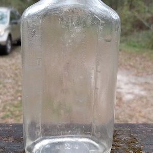 Johnson and Johnson 3iv Duarglas 5.25&quot; tall