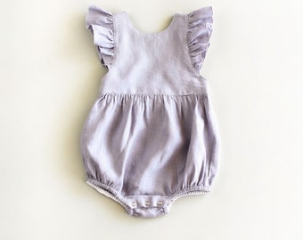 Linnen babyromper, romper met ruches, linnen peuteroutfit, outfit 1e verjaardag, linnen boxpakje, mouwloze romper, rompertje voor babymeisje, rompertje voor babymeisje