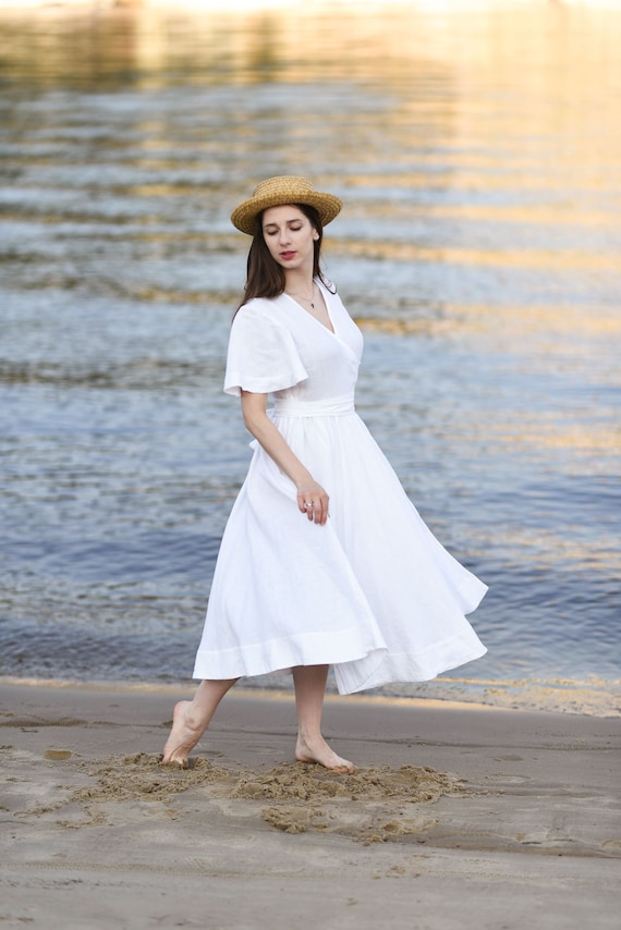 Tenemos el vestido blanco favorito de las danesas para el verano