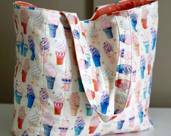 Sac fourre-tout doux et matelassé fait main, imprimé crème glacée, sac à bandoulière en coton léger, joli fourre-tout d'été, sac fait main, sac de plage, cadeau pour elle