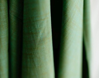 Slub in Green Apple - Picnic Wovens by Suzy Quilts for Art Gallery Fabrics