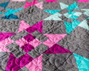 Fat Quarter Stars Quilt Kit - Suzy Quilts Pattern - The Dark One