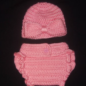 Crochet Newborn Ruffles N Bow Set