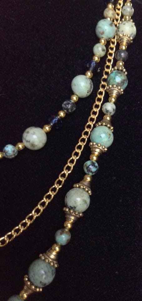 Set di collana e orecchini in turchese e oro - Italia