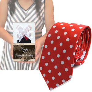 Men&#39;s Red Polka Dot Tie + Gift Box Set