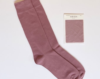 Similar to David's Bridal's LAVENDER HAZE Men's Socks For Groomsmen and Bridesmaid father for a Lavender/Purple Wedding Theme