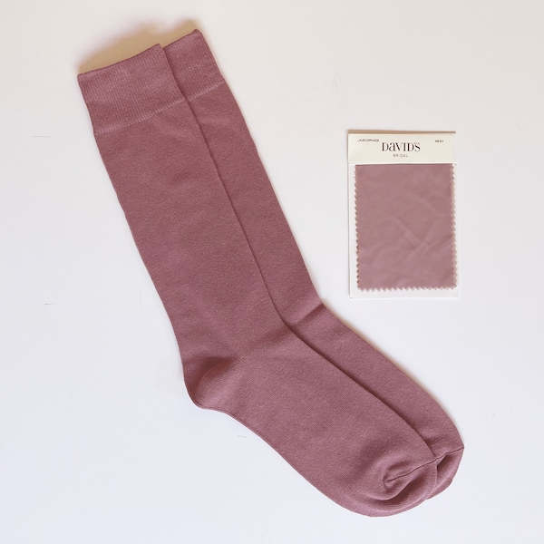 Similar to David's Bridal's LAVENDER HAZE Men's Socks For Groomsmen and Bridesmaid father for a Lavender/Purple Wedding Theme