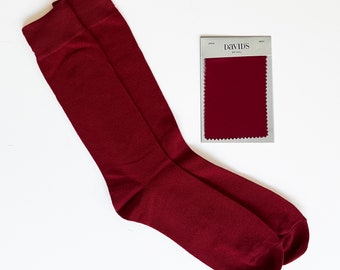 Similar to David's Bridal's APPLE Men's Socks For Groomsmen and Bridesmaid father in a Burgundy/ Dark Red Wedding