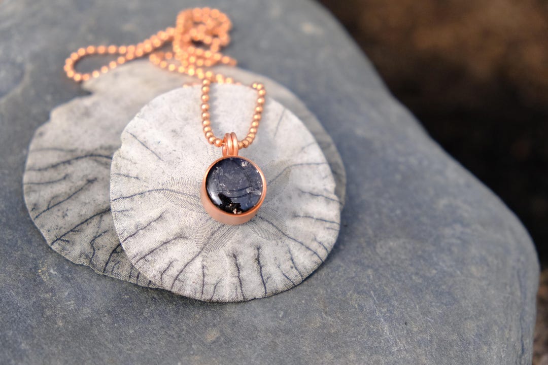 Elite Shungite EMF Protection Pendant in Copper - Comes With Chain ...