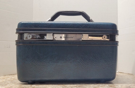 Vintage Hard Body Train Case-Mid Century Make Up … - image 1