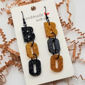 Pendants d'oreilles BOO en acrylique scintillant | Boucles d'oreilles pour elle | Accessoires d'Halloween