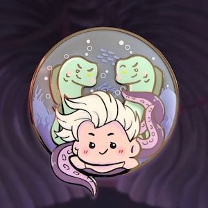 Kleine Meerhexe Emaille Pin