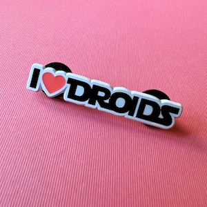 Épingle en émail I Love Droids