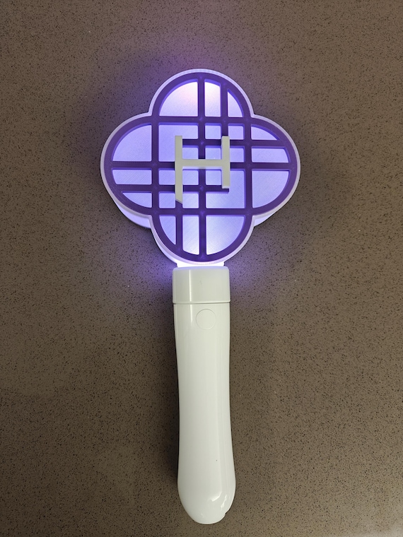 Kpop Demon Hunters HUNTRIX Light Wand / Fan Glow Stick / Concert