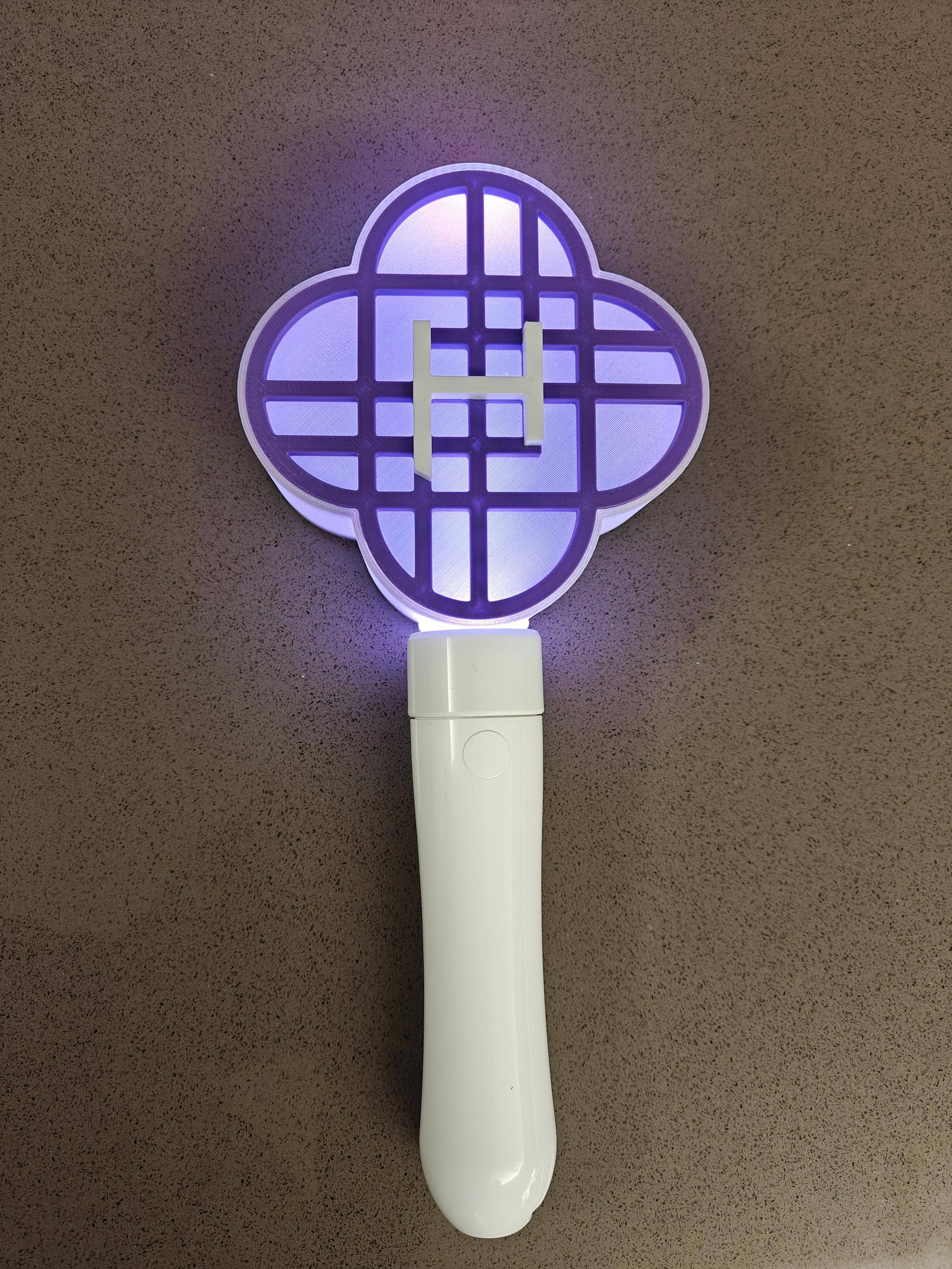Kpop Demon Hunters HUNTRIX Light Wand / Fan Glow Stick / Concert