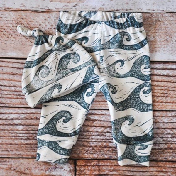 organic baby leggings, baby pants, baby leggings and hat, baby clothes, organic baby,waves, ocean, sea, baby boy, baby girl, baby gift