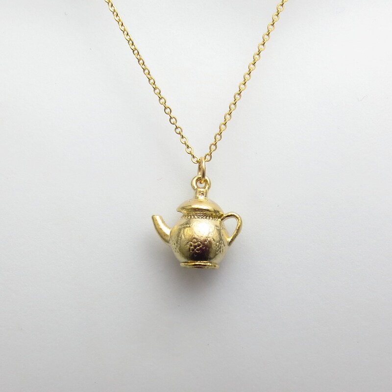 Eloise Tea Cup Necklace