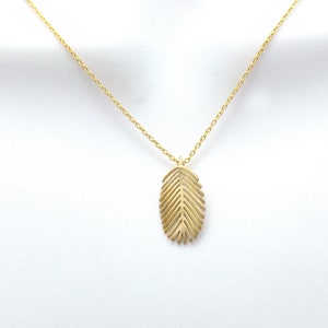 Banana Leaf Gold Silver Necklace, Leaf Necklace, Tropical Leaf Necklace, Plant necklace, Leaf Jewelry, Jewelry, Necklace, Gift