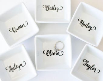 Personalized Ring Dish | Gift for her | Mother's Day gift | Ring holder | Trinket Dish | Personalized gift | Jewelry dish | Bridesmaid gift