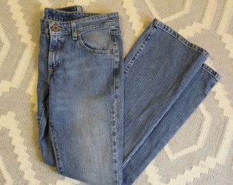 Y2K Levi's Flare Bootcut Jeans Size 5M