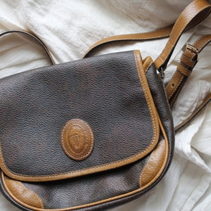 Paris crossbody bag top