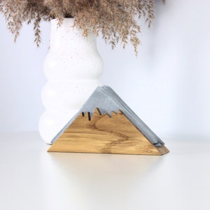 Holz Serviettenhalter aus den Bergen. Serviettenhalter Bergdekor Minimalistischer Berg Serviettenhalter. Dreieck Serviettenhalter.