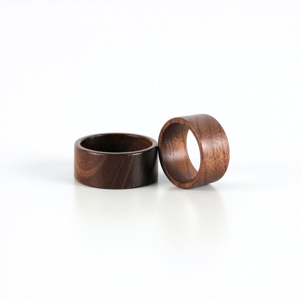 Minimalistischer Ring aus Holz. Unikat Holzring Band. Einzigartiger Geschenkschmuck. Breiter Holzring.