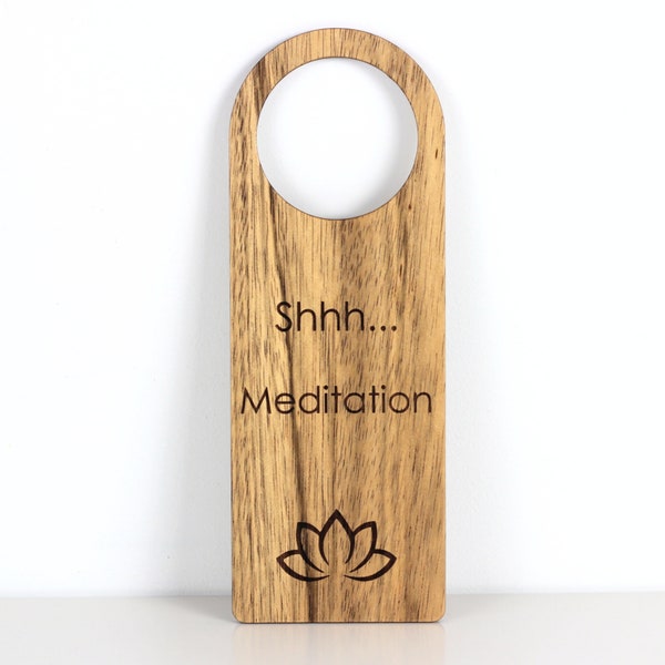 Appendiabiti per porta Decorazioni per studio di yoga Segno di meditazione. Appendiabiti in legno. Segno della maniglia della porta.