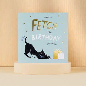 Cardología - Tarjeta de Feliz Cumpleaños para Perro - "Hora de buscar los regalos" - Tarjeta Benéfica de Battersea