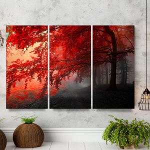 Arte de pared de bosque de hojas rojas, lienzo dividido de 3 paneles, decoración moderna de naturaleza otoñal con niebla, impresión grande de niebla de bosque rojo para sala de estar, listo para colgar