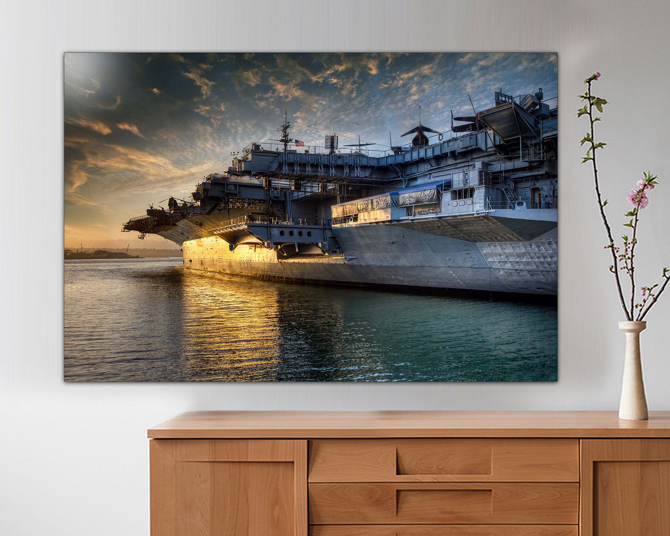 【米軍放出品】 USAヴィンテージ 海洋版画 金彩額装アート　座間基地 USS Midway Aircraft Carrier Canvas Print, Military Wall Art - Etsy