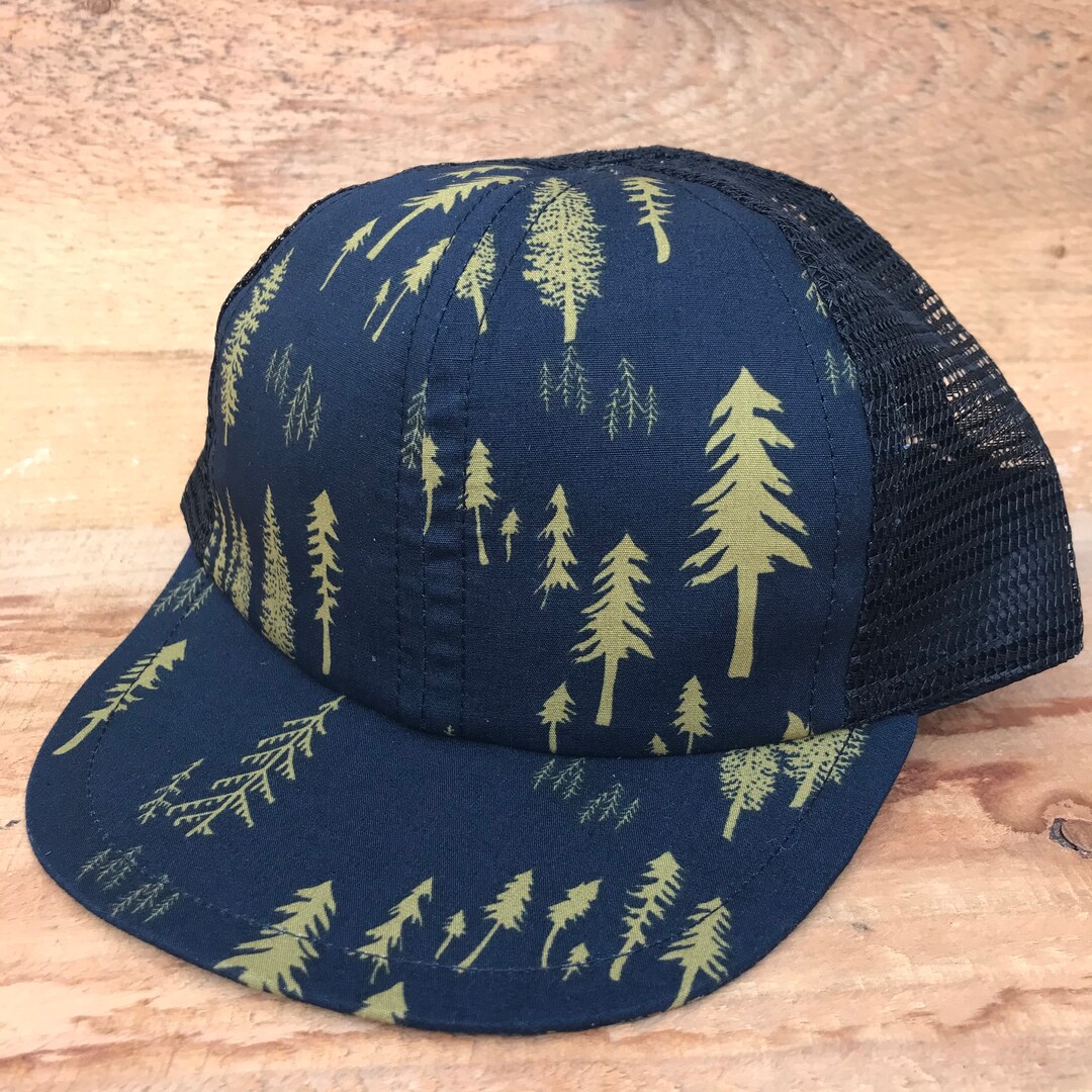 CAPPELLO CAMIONISTA FORREST IN CORSA